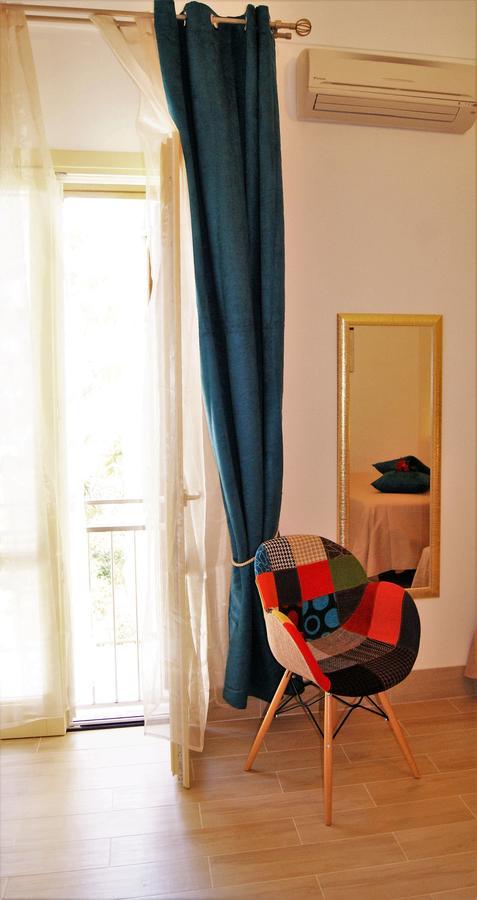 Albergo Bouganville Фавиняна Екстериор снимка